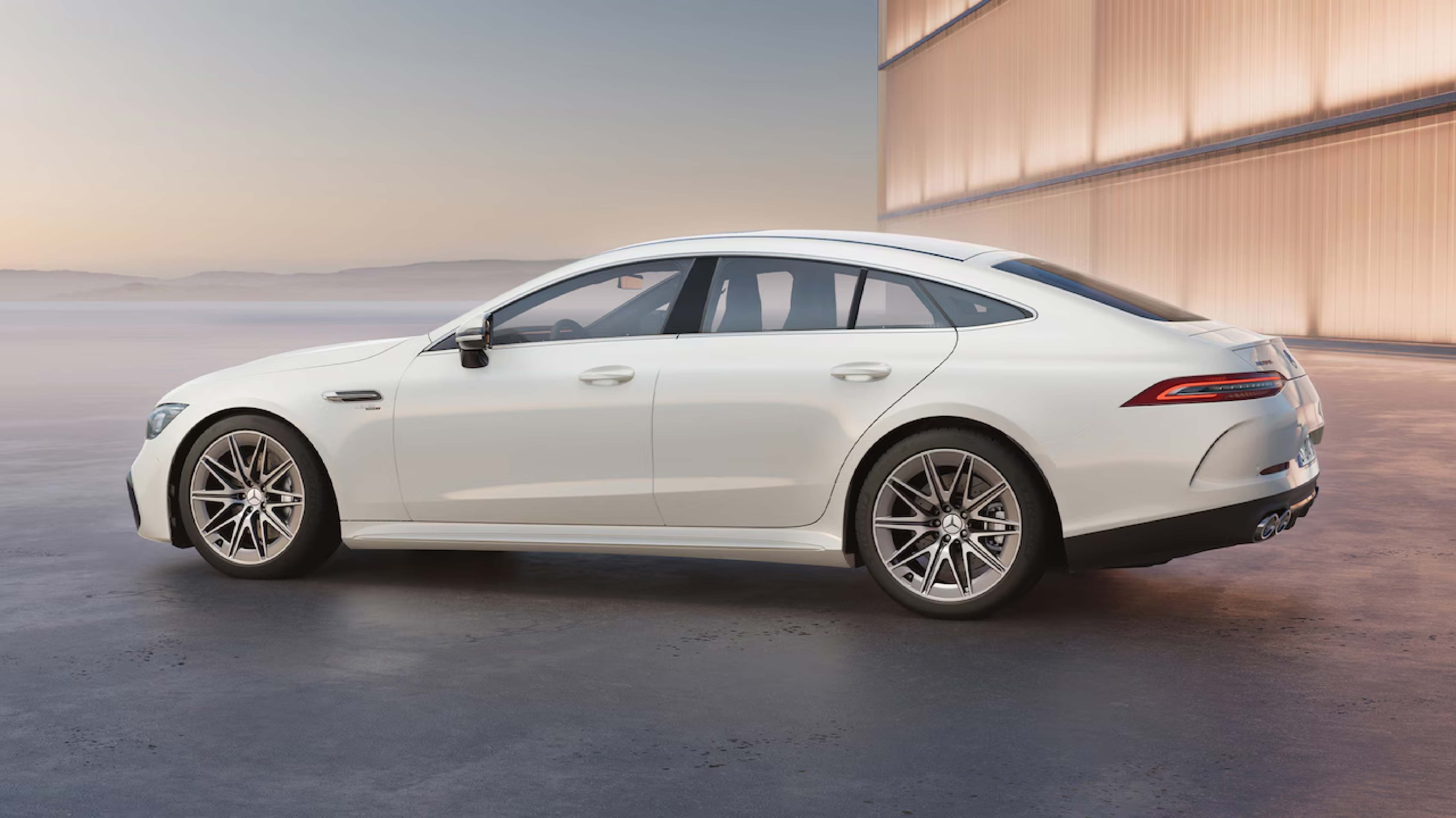 Mercedes-AMG GT 4-Door Coupé 四門性能跑車